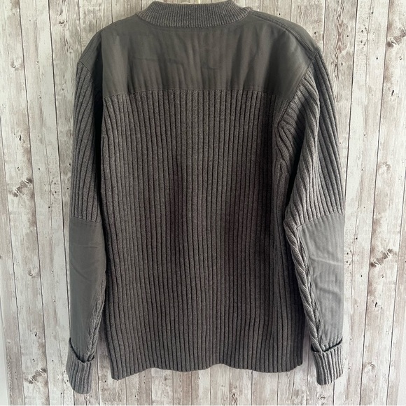 L.L. Bean Men's Wool Commando Henley Charcoal Crewneck Sweater Large - Picture 3 of 4